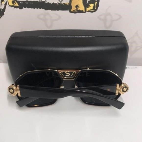 NEW AUTHENTIC Versace Black and Gold Sunglasses. VE2228 - Picture 13 of 13